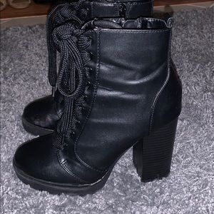 Express High Heeled Boots